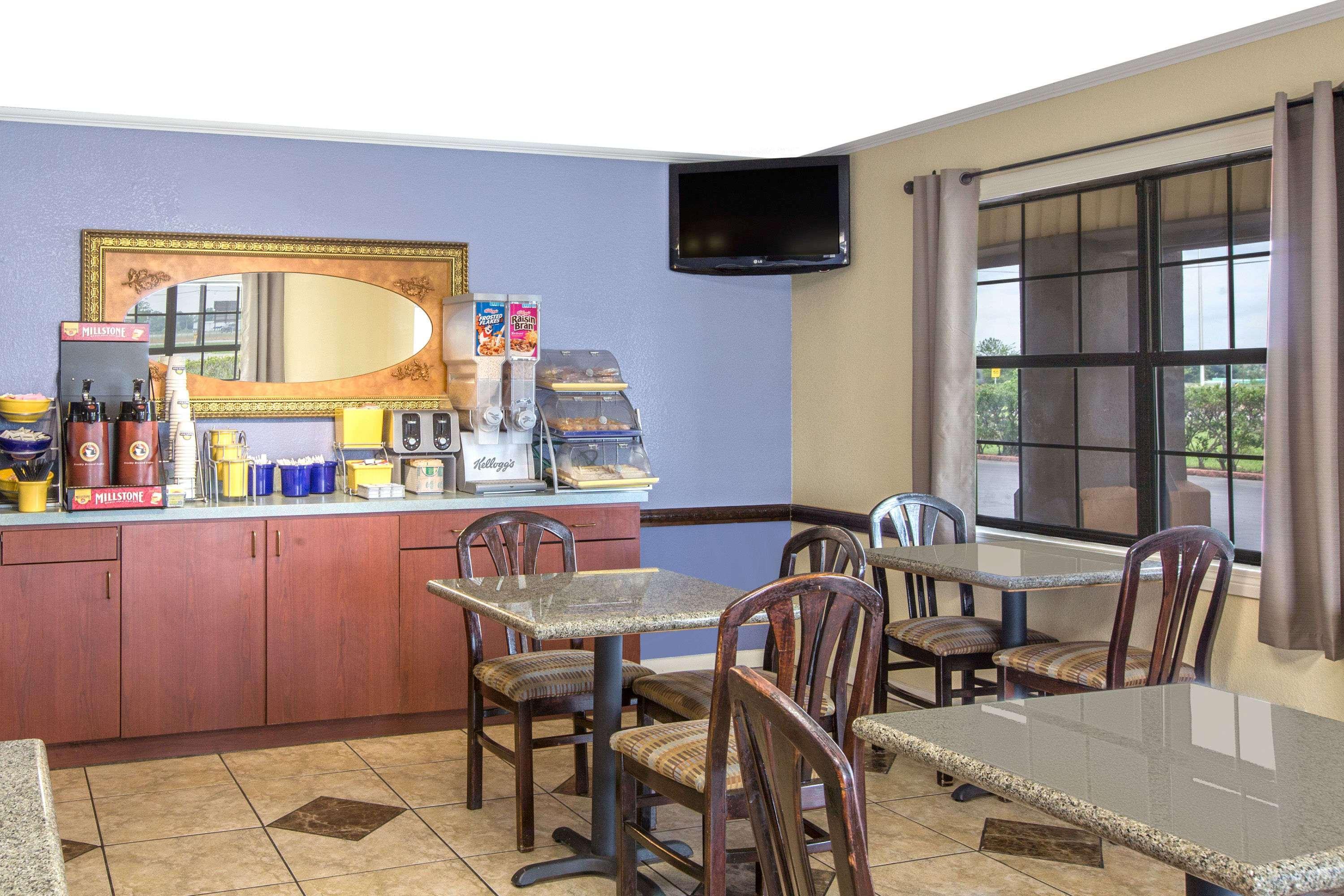 Motel Days By Wyndham Monroe, Louisiana