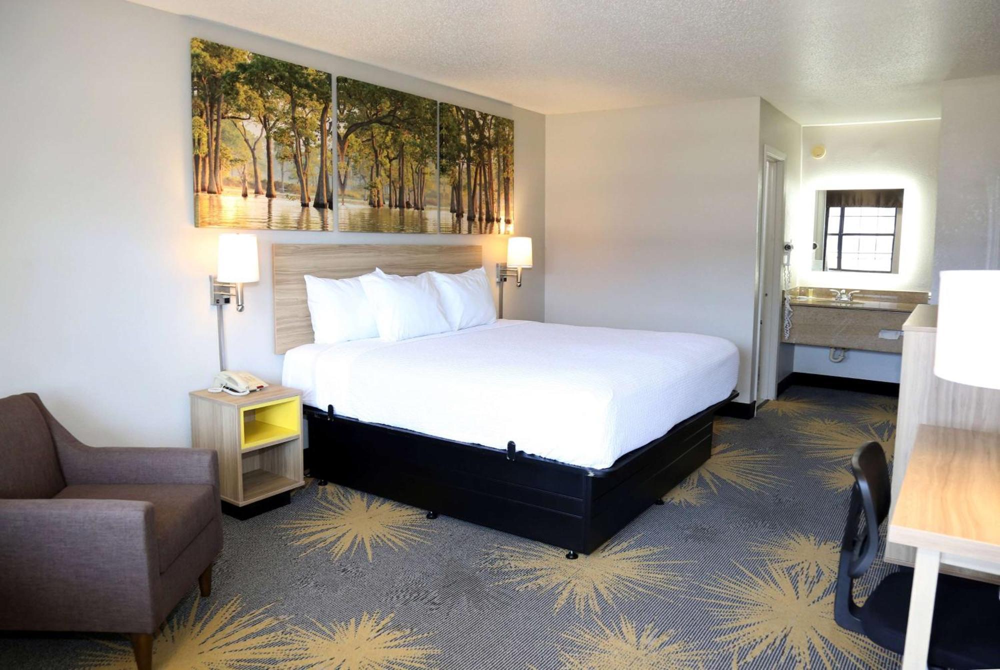 Days By Wyndham Monroe, Louisiana 2*